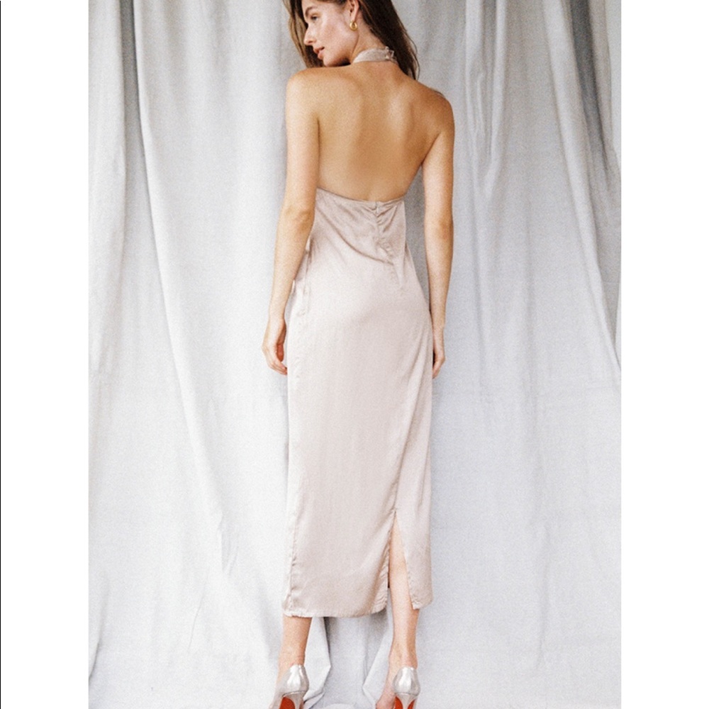 Elle Crossover Halterneck Dress - Picture 3 of 5